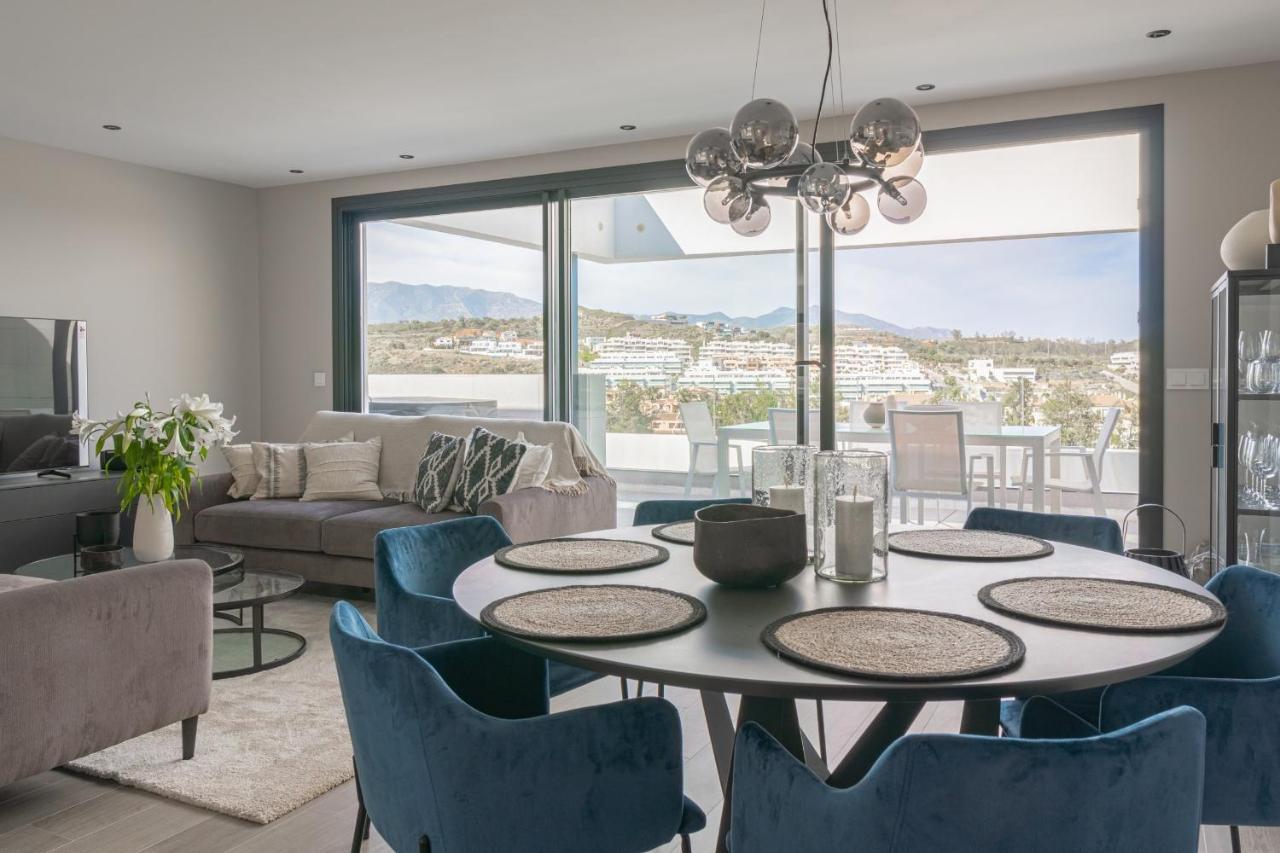 Magnificent Frontline Golf Penthouse In Navigolf La Cala De Mijas Apartment Екстериор снимка