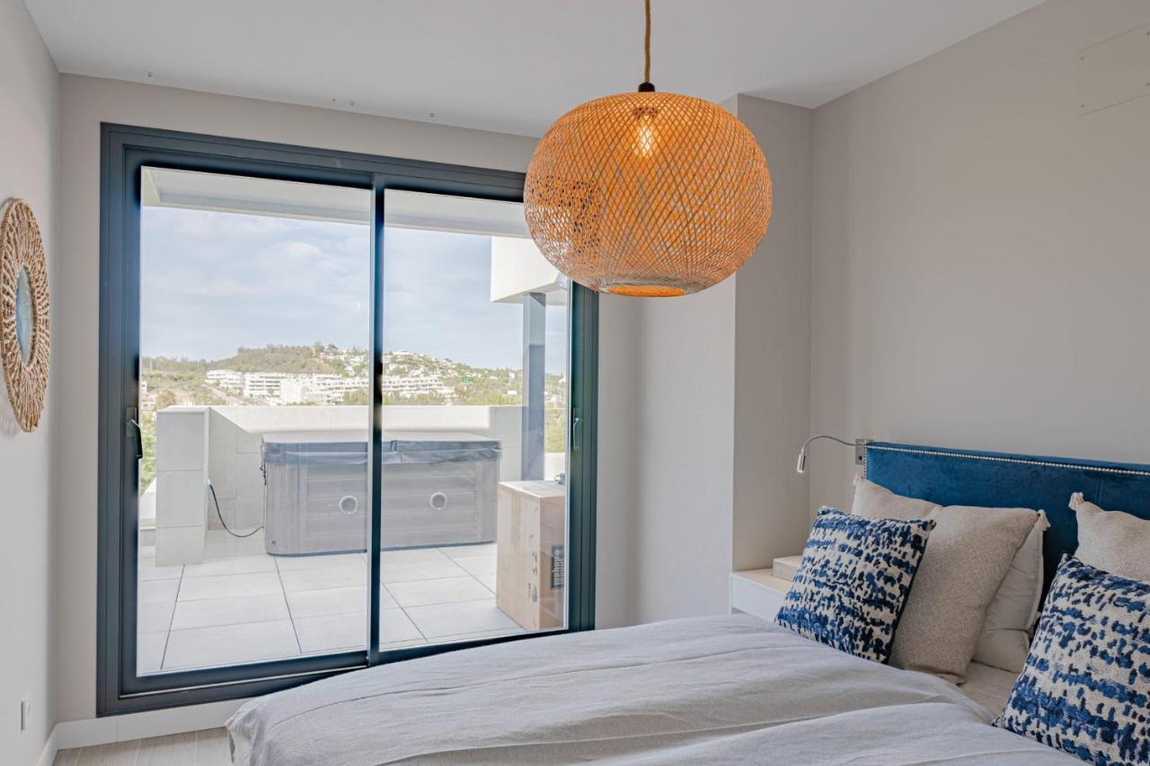 Magnificent Frontline Golf Penthouse In Navigolf La Cala De Mijas Apartment Екстериор снимка